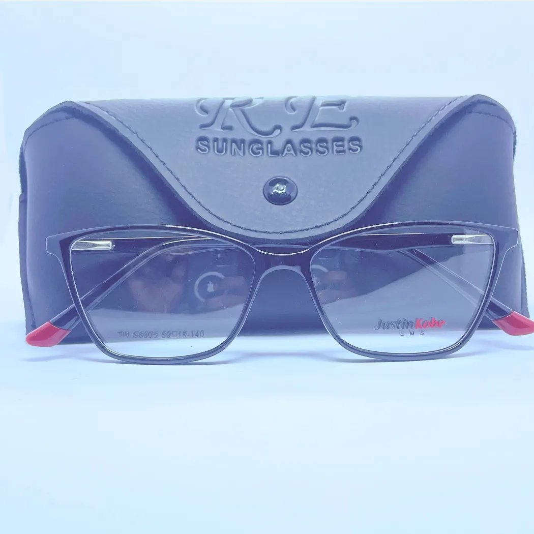 1 Justin Kobe 6005 eyeglasses in Black – front close view