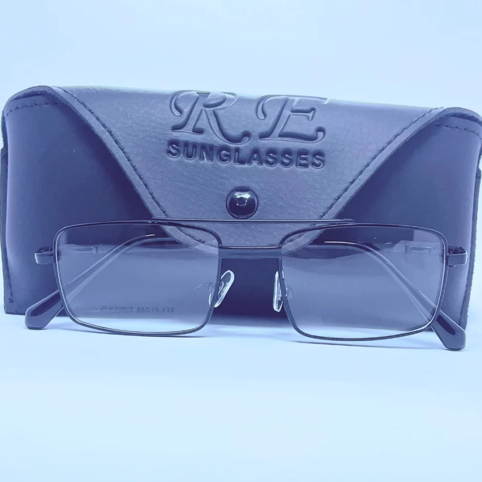 Justin Kobe 6005 eyeglasses in Black – front close view