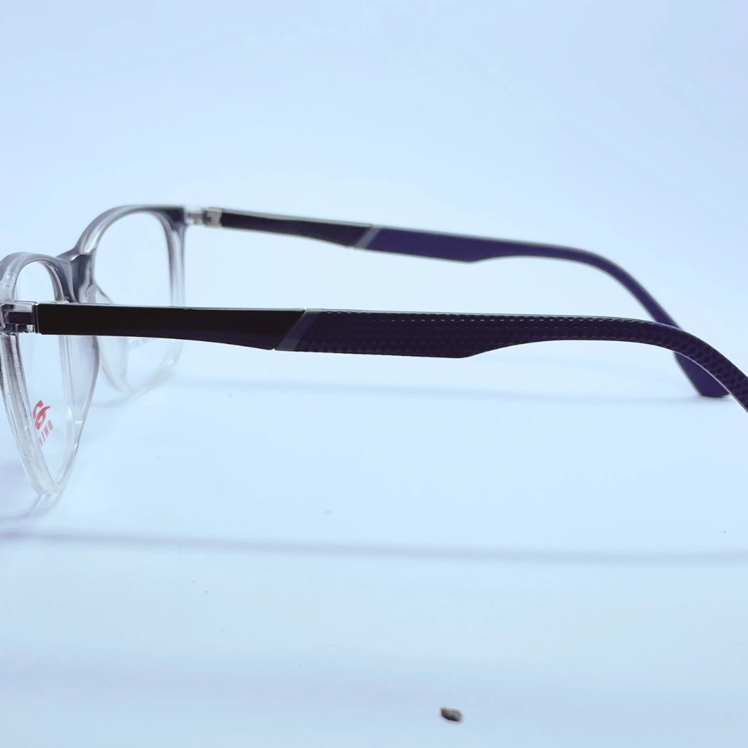 Owen 661003 Eyeglasses – Side View (Black) Owen 661003 Eyeglasses in Black – side view