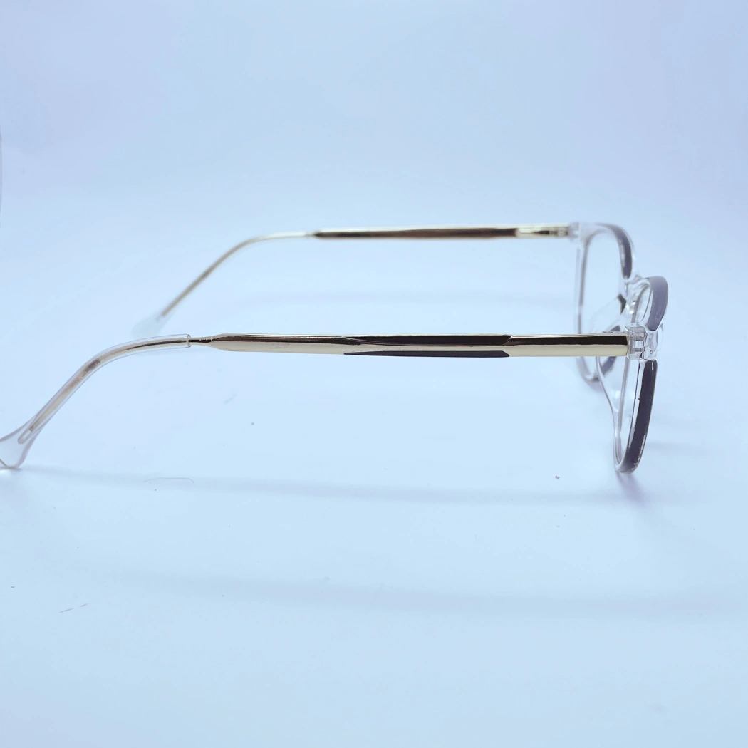 Sooper 2305 Eyeglasses – Side View (White and golden) Sooper 2305 Eyeglasses in White and golden – side view