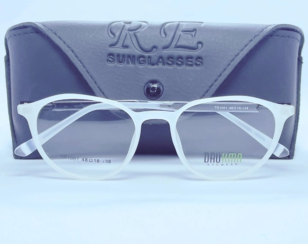 Daumka 1001 Eyeglasses – Front Close View (Grey) Daumka 1001 Eyeglasses in Grey – front close view